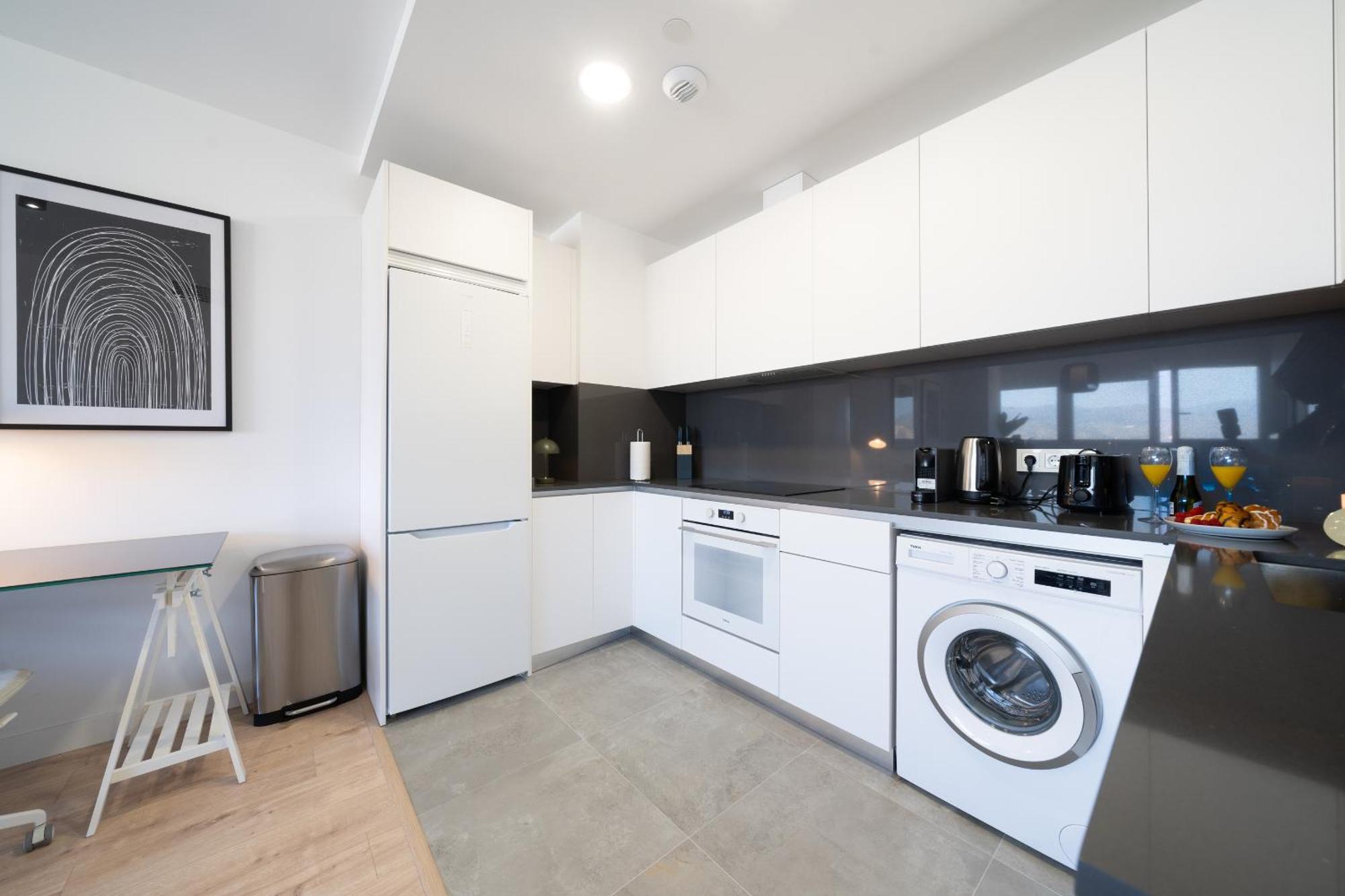 Apartamento Xpce Urban 4 Malaga Skyline - Free Parking Exterior foto
