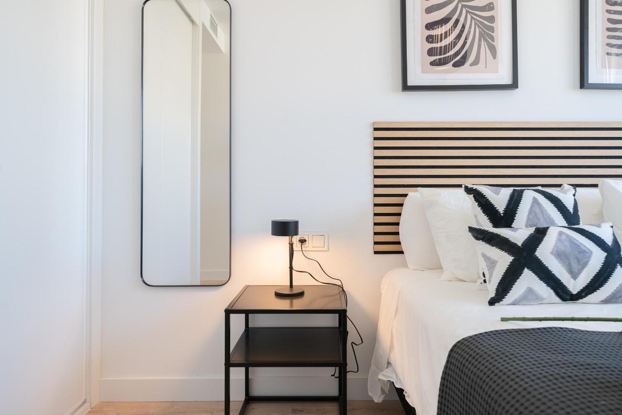 Apartamento Xpce Urban 4 Malaga Skyline - Free Parking Exterior foto