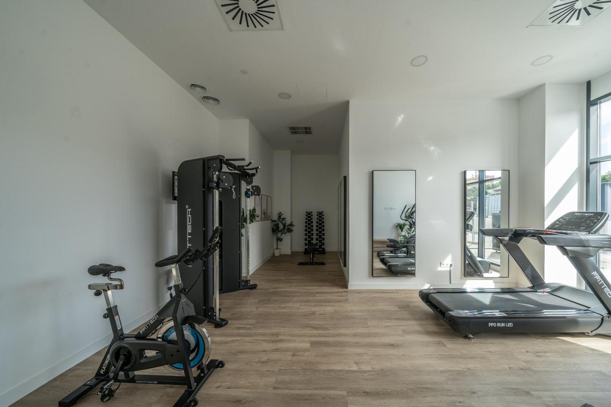 Apartamento Xpce Urban 4 Malaga Skyline - Free Parking Exterior foto